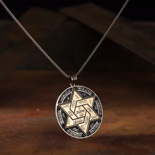 Koruma Dualı Gümüş Madalyon Kolye