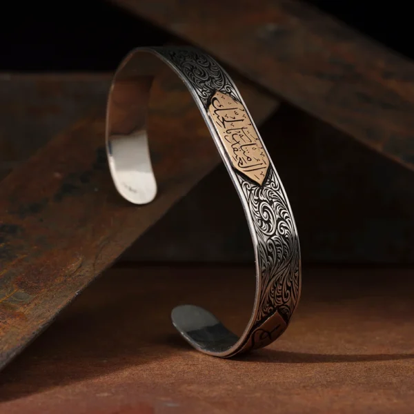 image_1950-1141.webp Kördüğüm Kelepçe Bileklik Modeli