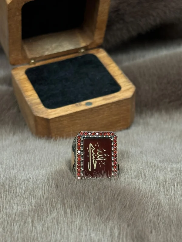 Kırmızı Akik Hasbinallah Gümüş Erkek Yüzük