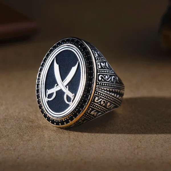 Gravür Göverseli Kılınç Gümüş Erkek Yüzük