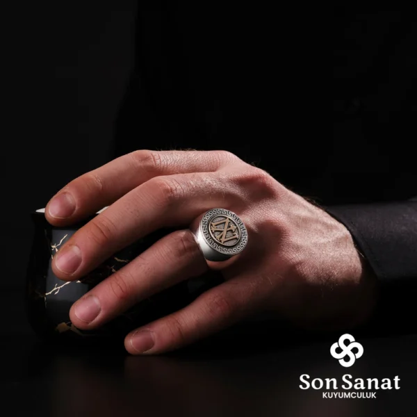 Sade Yuvarlak Harfli Gümüş Yüzük