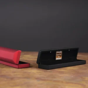 image_1950-1841.webp Siyah Işıklı Bileklik Kutusu