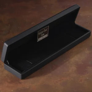 image_1950-1843.webp Siyah Işıklı Bileklik Kutusu