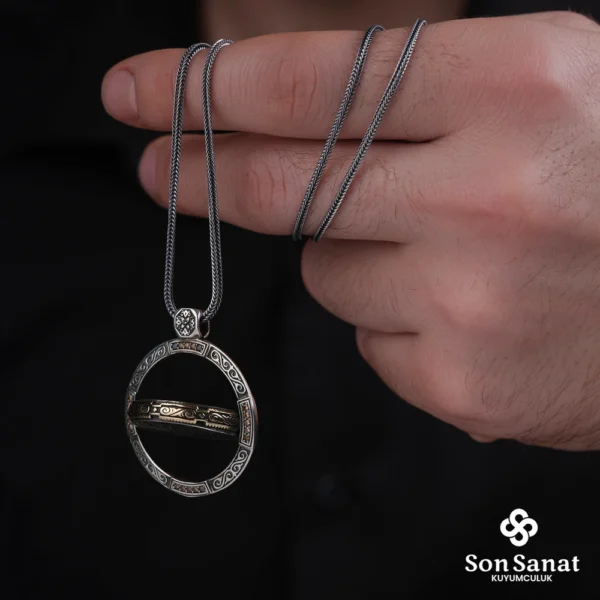 Yuvarlak Çift Taraflı Dönmeli Gümüş Madalyon Kolye