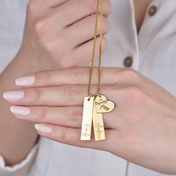 Üçlü İsimli Gümüş Kadın Kolye