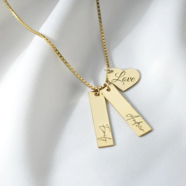 Üçlü İsimli Gümüş Kadın Kolye