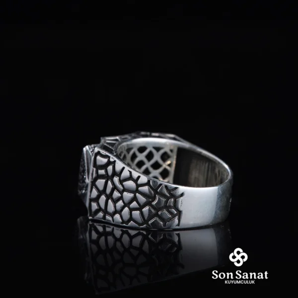 image_1950-2493.webp İtalik Cam Kırığı Devlet Arması Gümüş Yüzük