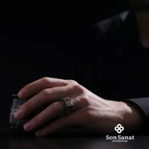 image_1950-2496.webp İtalik Cam Kırığı Devlet Arması Gümüş Yüzük