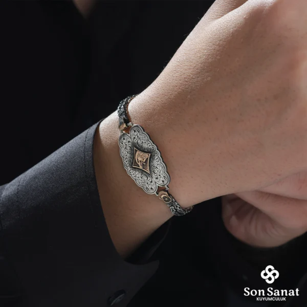 Kartal Kafası İşlemeli Gümüş Kral Zincirli Bileklik