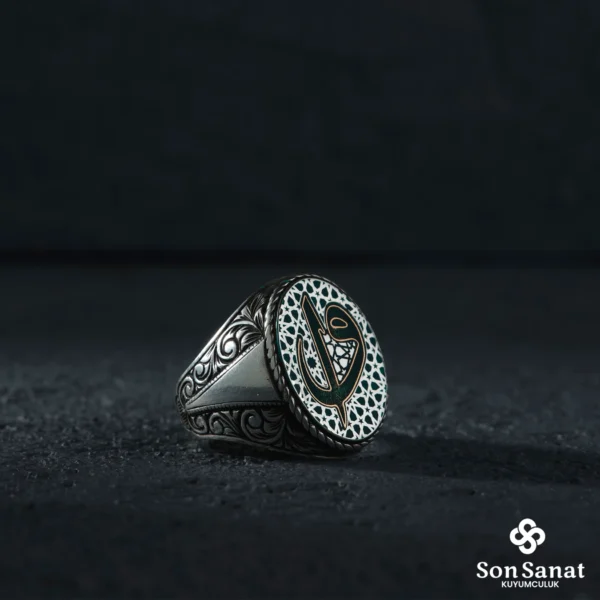 Oval Gravürlü Elif Vav Yüzük Modeli