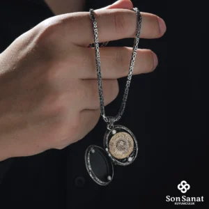 Oval Kapaklı Kurt Gümüş Madalyon Kolye