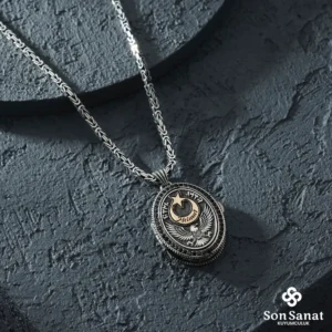 Oval Kapaklı Kurt Gümüş Madalyon Kolye