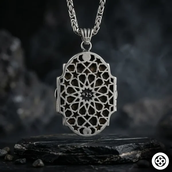 Kapaklı Ayeteli Kürsü Nas Felak Kapaklı Madalyon Kolye